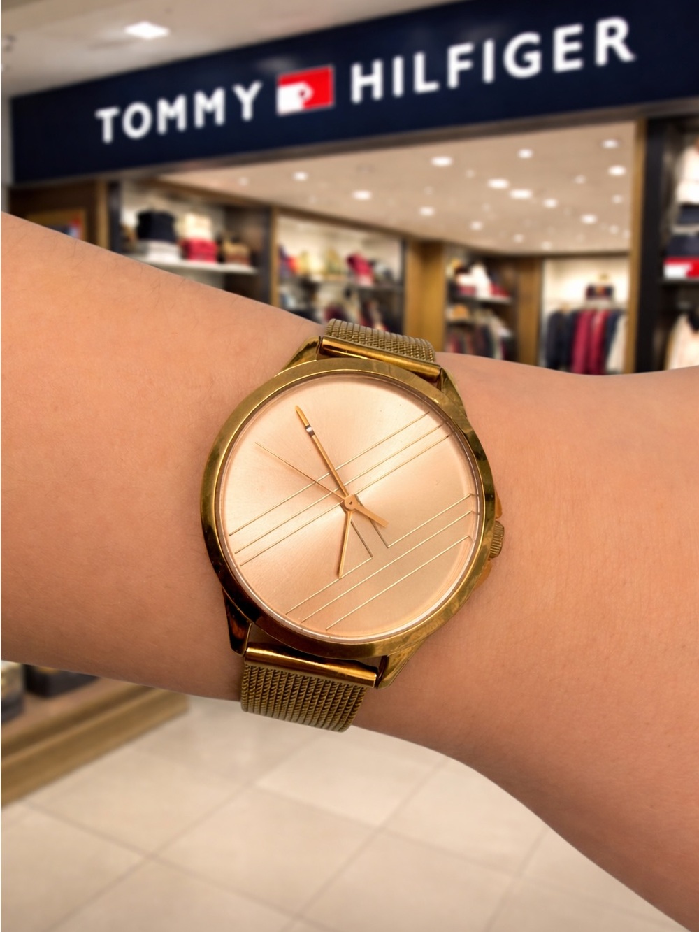 Tommy Hilfiger Rose Gold Mesh Strap Watch